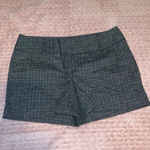 NWOT 10 EXPRESS RN 55285 Editor Short